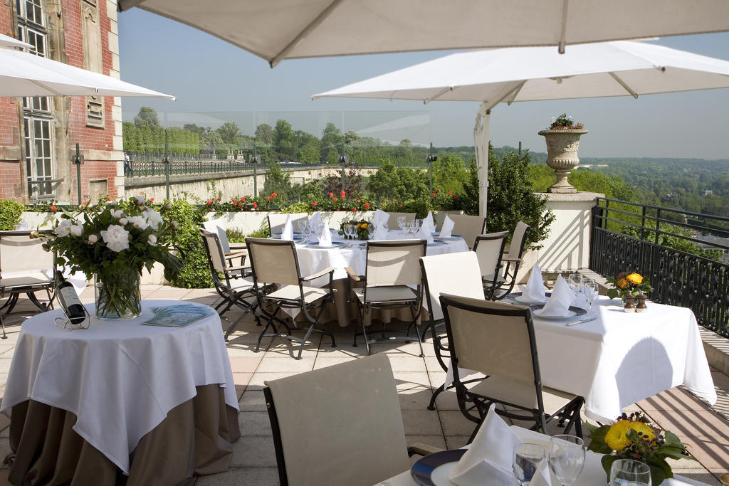 Pavillon Henri IV Hotel Restaurant Gastronomique Terrasse Saint-Germain-en-Laye Buitenkant foto